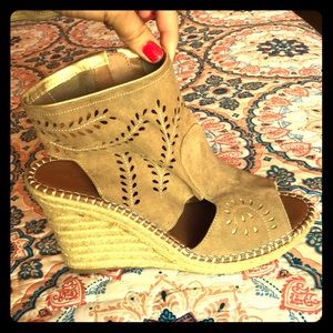 Sugar brand wedges never worn! Suede material